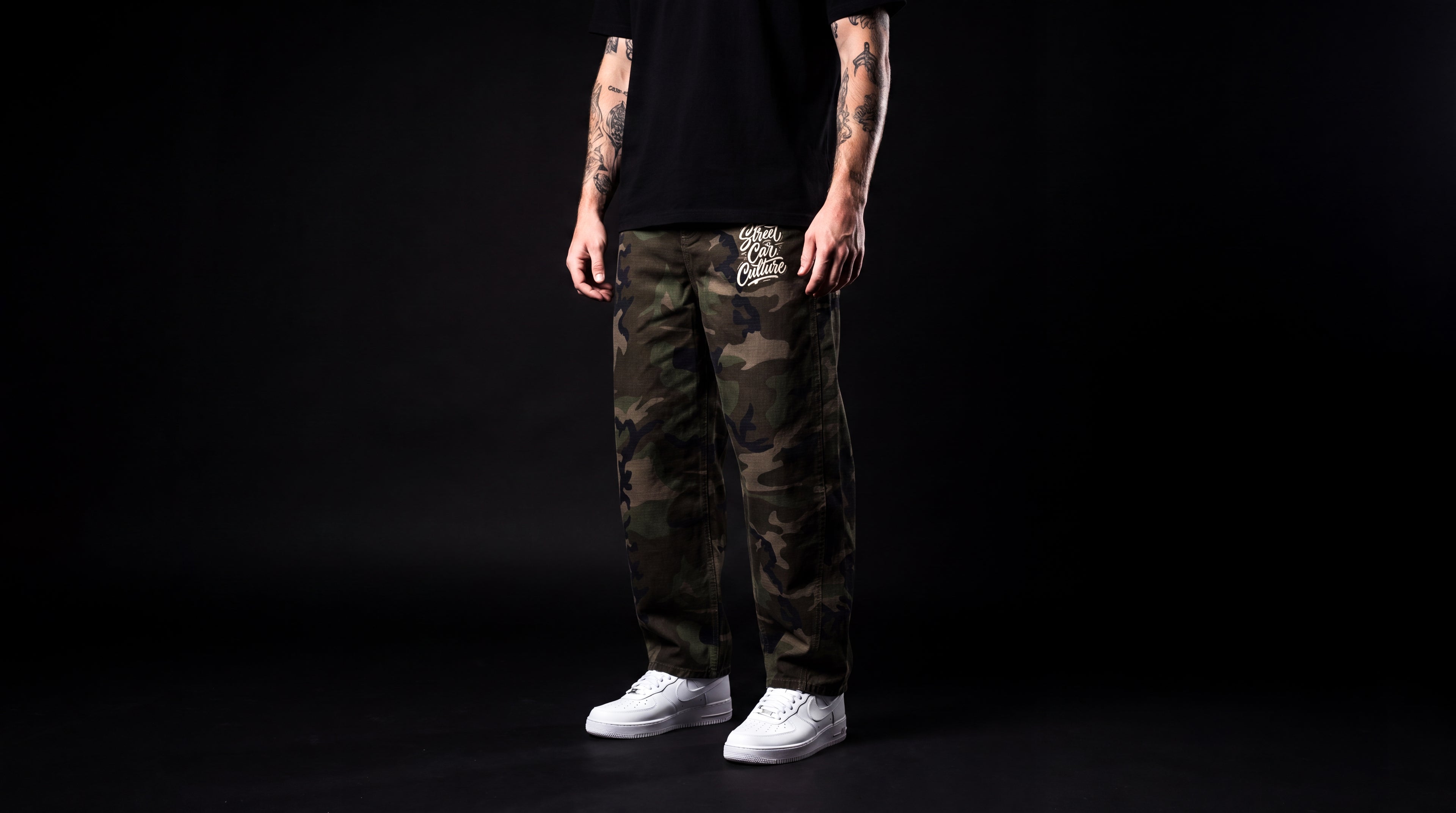Camo Barrel-Leg Cargo Pants - Street Car Culture